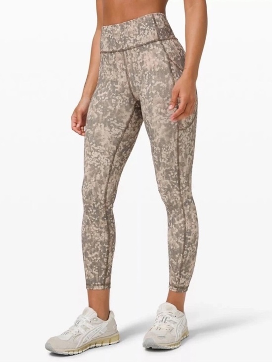 lululemon athletica Pants - Lululemon Invigorate High Rise 25” Tight in Gritstone White Opal Multi SZ 4 EUC